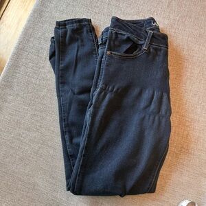 Wallflower Stretchy Indigo Dark Wash Clean Sleek Skinny Jeans